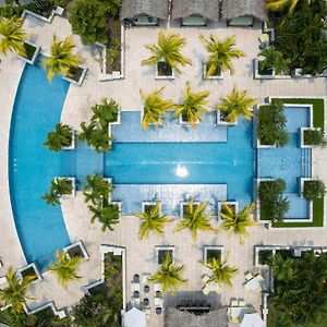 Indura Beach & Golf Resort Curio Collection By Hilton